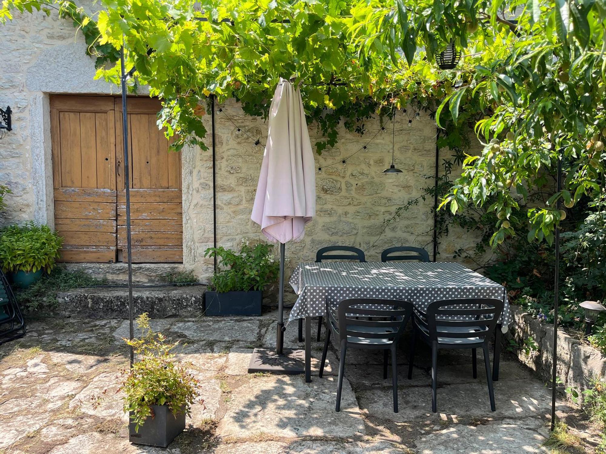 Charmante Maison De Village Senaillac-Lauzes エクステリア 写真